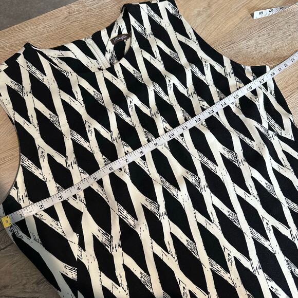 J. McLaughlin Devon Crewneck Dress Black Ivory River Cane L - Picture 7 of 8